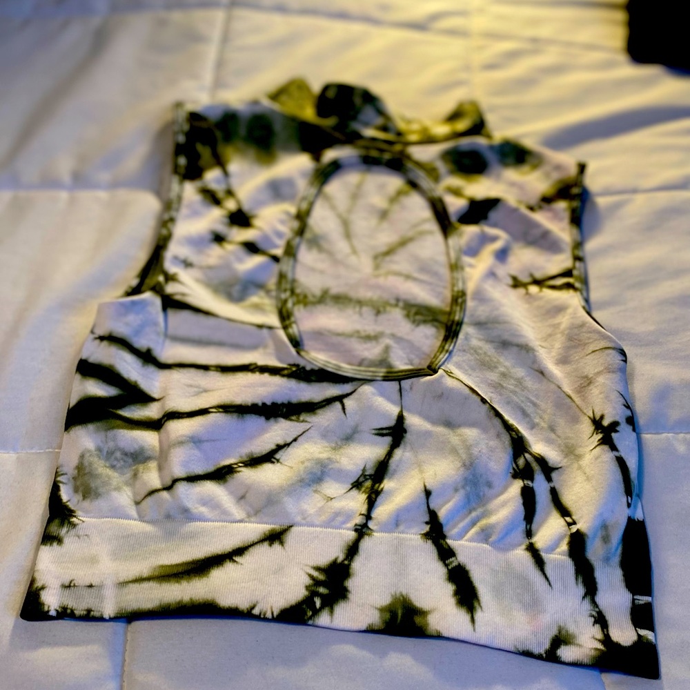 Cut out crop top